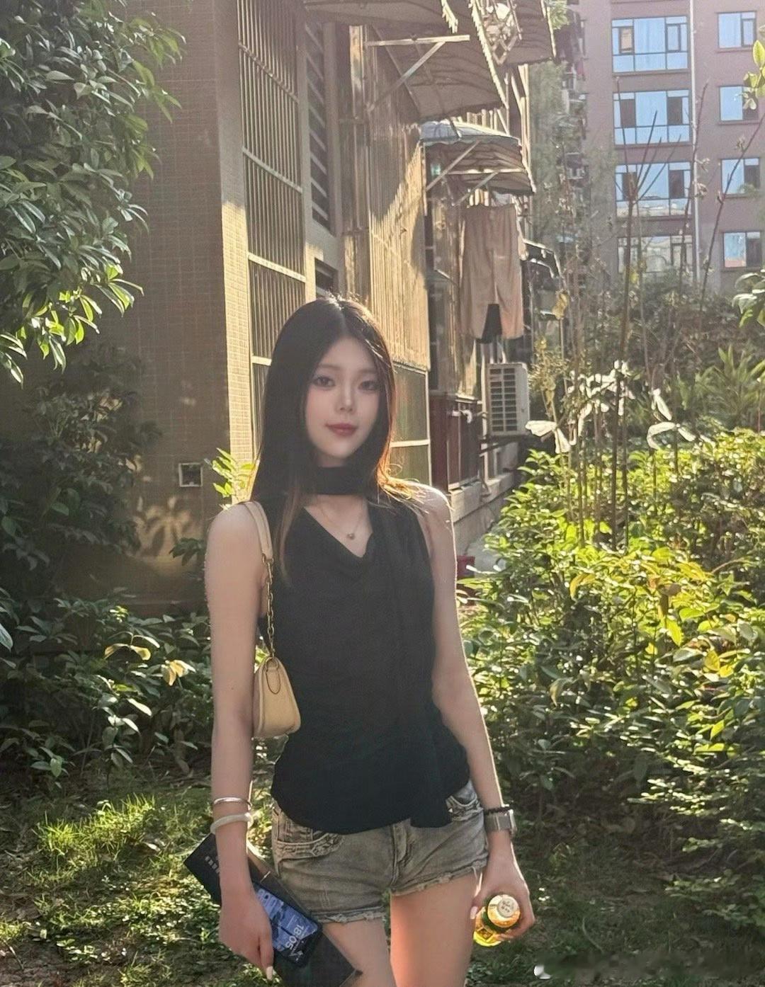 今天的太阳好大，你那边大不大  ​​​
