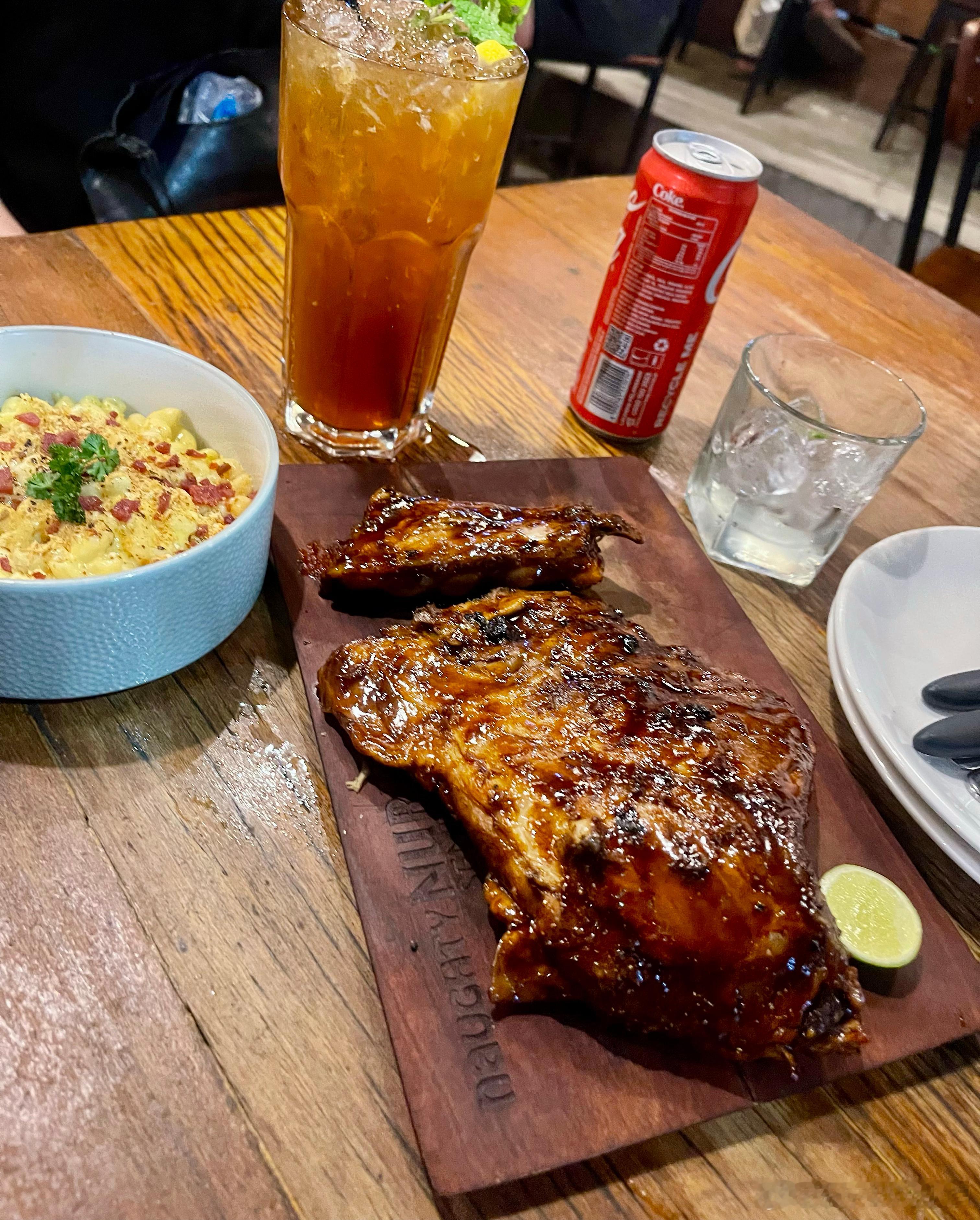 The best pork ribs ever indeed话说我觉得很神奇：虽