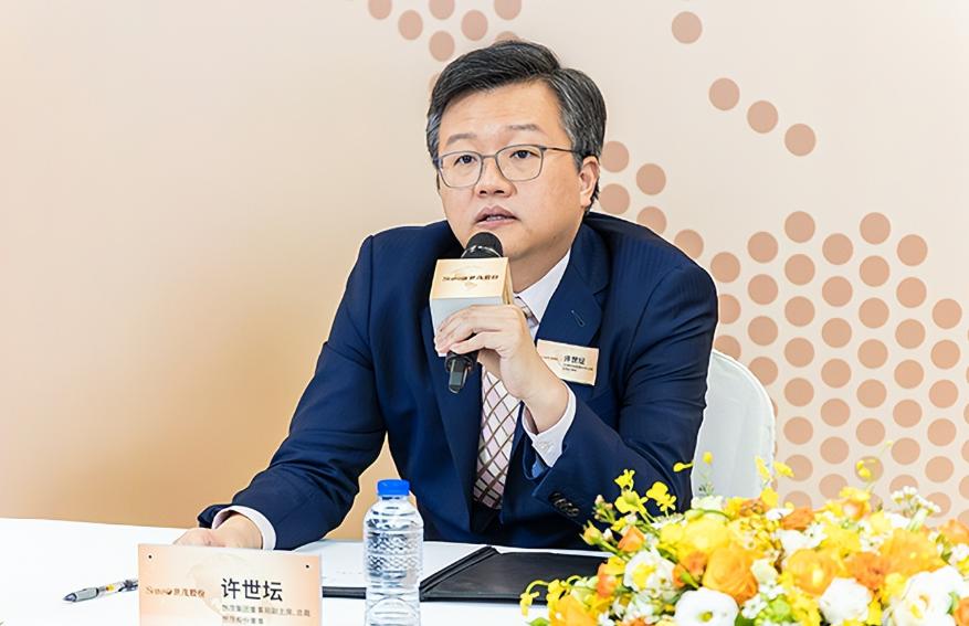 最惨富二代！接班3年干垮千亿企业。
一个项目就亏171亿，70岁老父被迫出山收拾