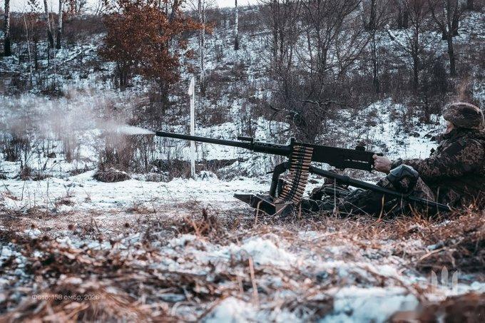 乌军通报：俄在波克罗夫斯克双城米尔诺赫拉德周围集中了十个进攻集群，从西、东、南、