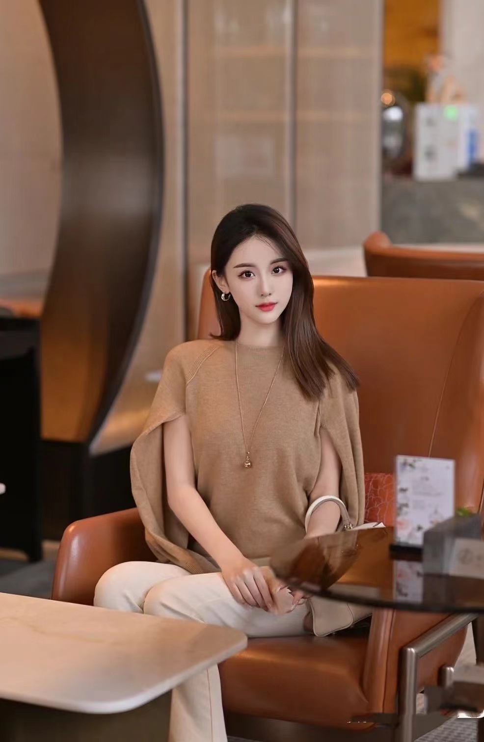 在上海气质美女 ​​​