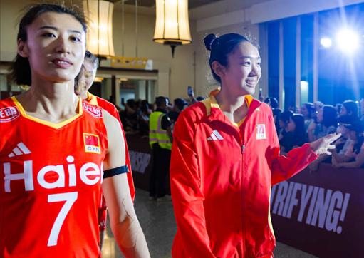 中国女排首局22-25爆冷负墨西哥三个原因：
北京时间8月23日，2025世锦赛