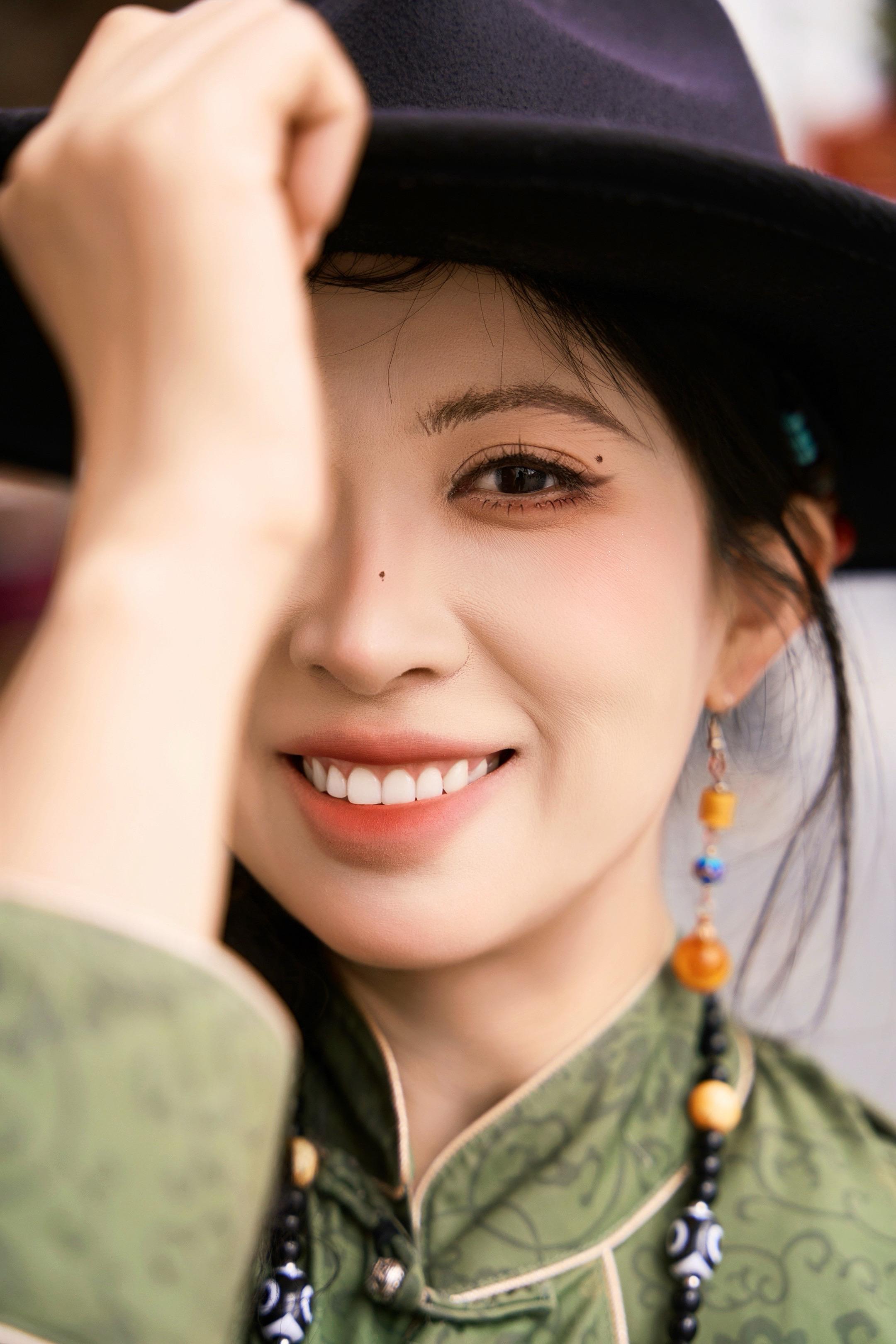 📍 拉萨.八廓街 感受信仰的力量。“生而热烈，藏与俗常” 做一天追光...