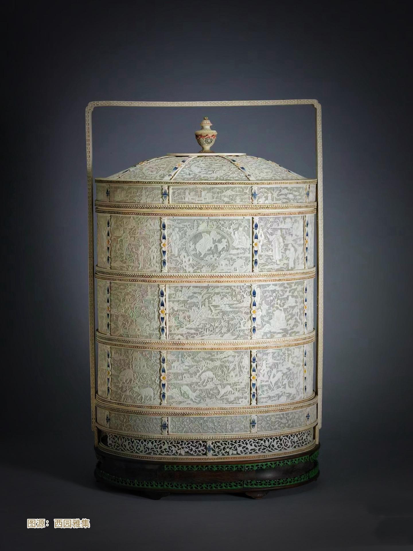 清代·雕象牙四层透花提食盒。依迟东郭寻春去，倏忽西山送雨来 绿野润含知...