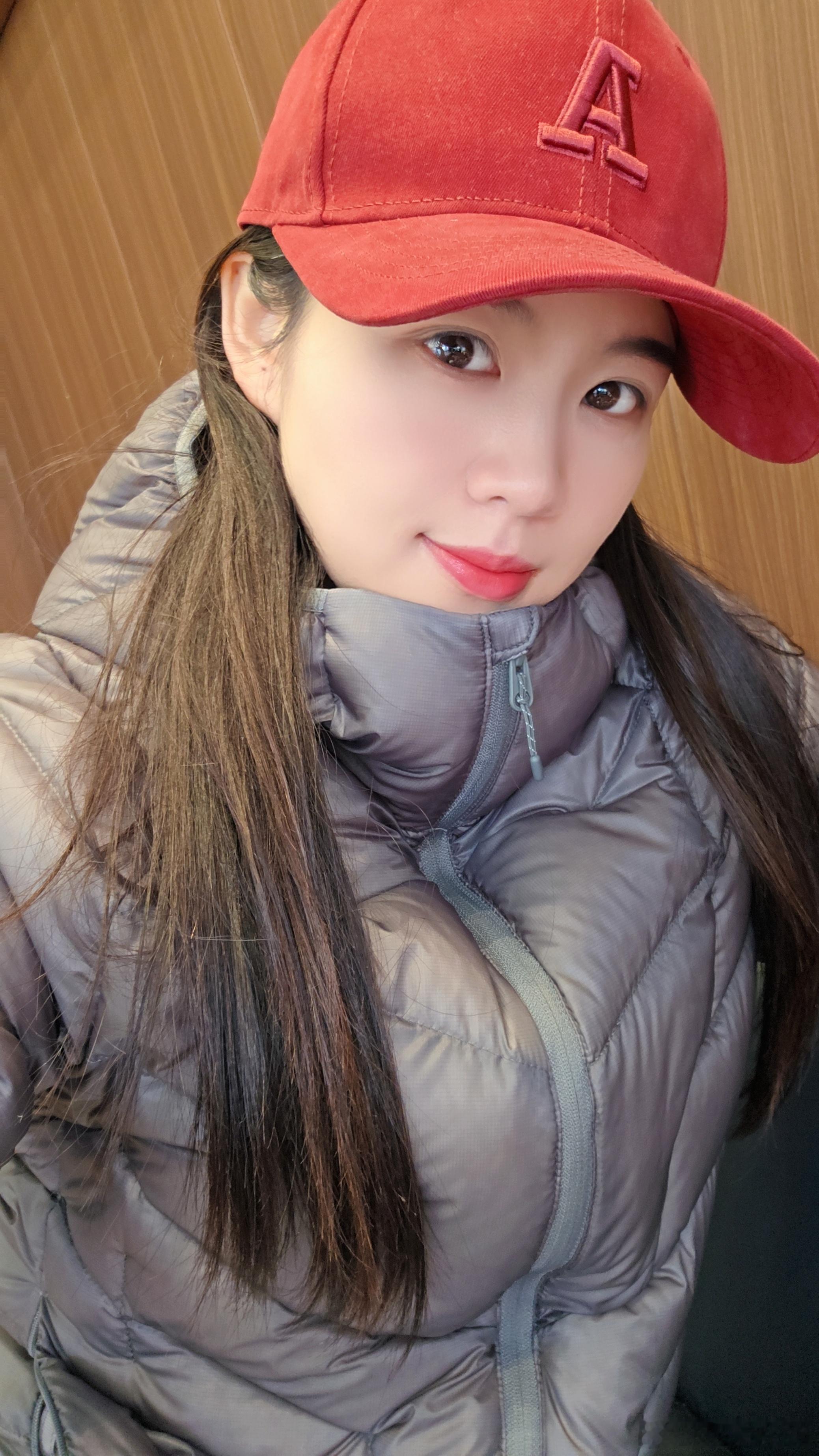 放松一下，等下想去买花，这个时候买鲜花会不会太早了一些？我的日常plog