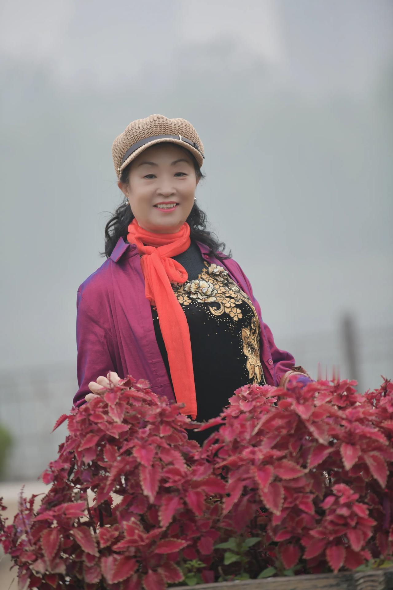 健康快乐每一天，金秋时节，拍摄于赵苑公园。#秋冬公园随拍# #摄景是一种审美#