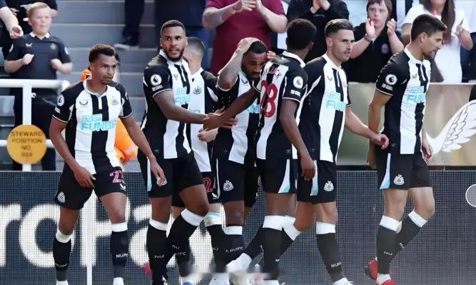 英超 热刺vs纽卡斯尔方向：负笔分：1-2 0-2个人看法：积分上差距不大，喜鹊