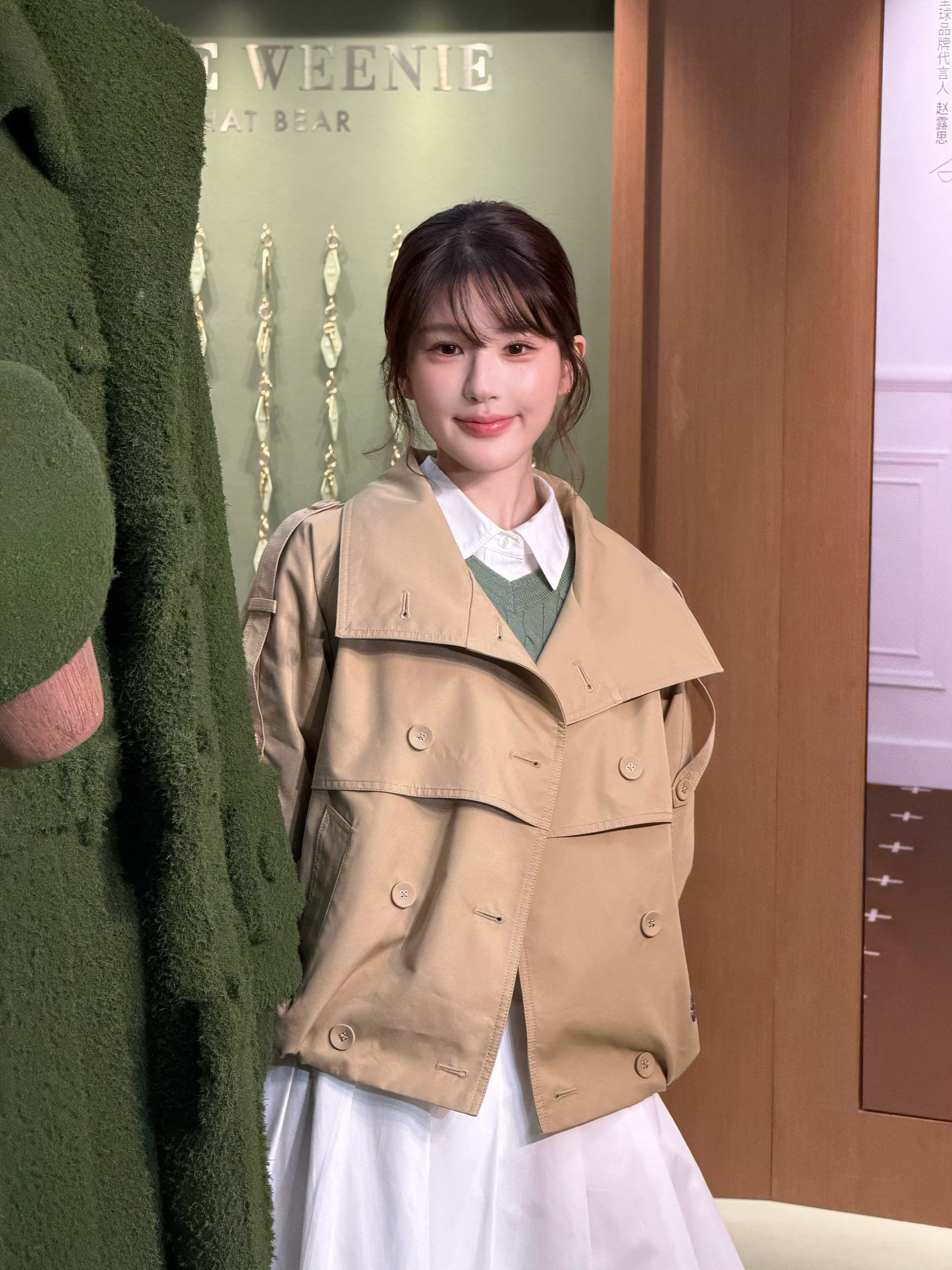 我竟然才看见我家萌露这组live…（以后侧拍花絮live都这么拍好吗…特别特别美