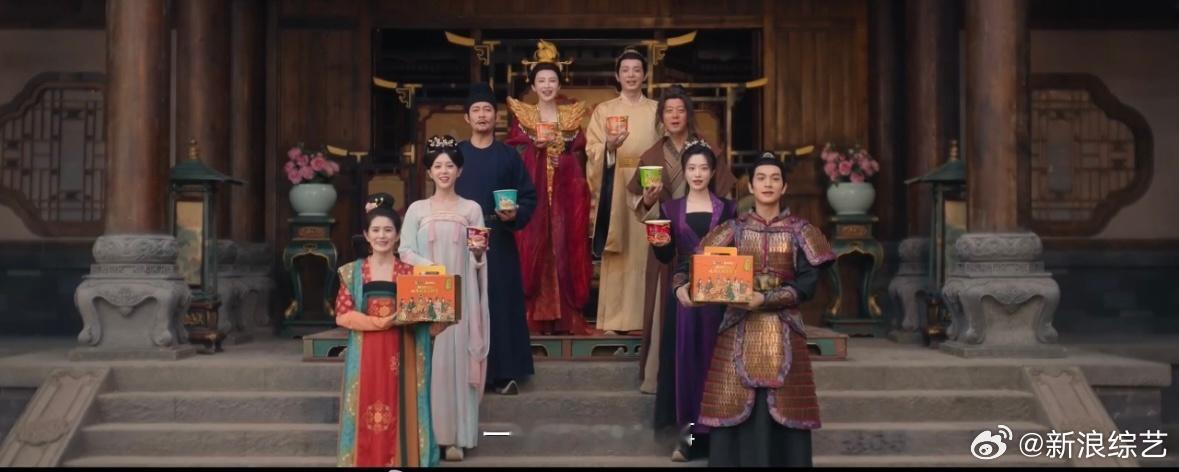 夜探阴森诡地的桥段全程攥紧拳头！当悬念拉满、心跳加速时，就该来一碗热辣面提神。劲