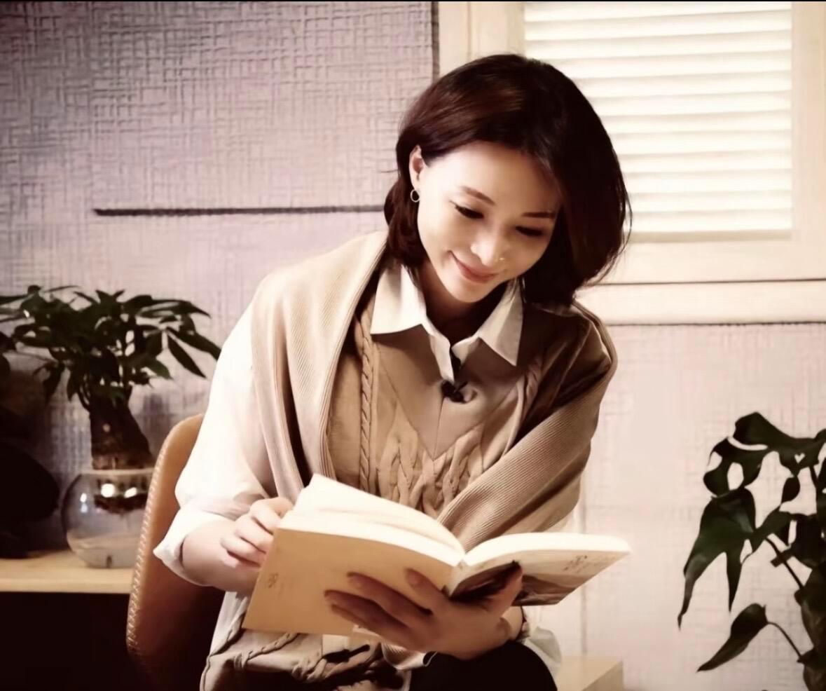 【董卿】上海的天气好不好，你好不好 