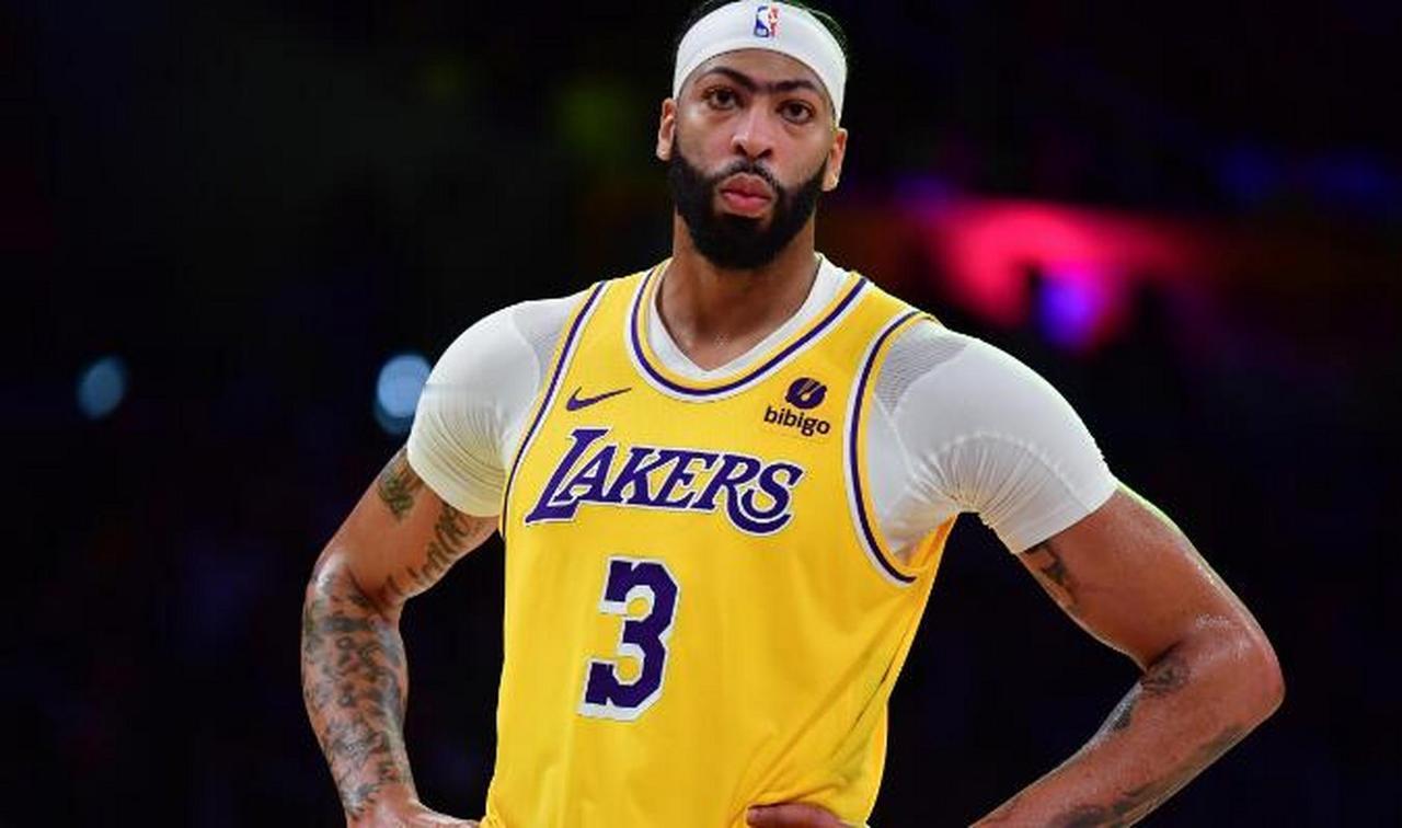 浓眉戴维斯认为湖人交易他，他是理解的，但是在事前十分钟才通知他，对于他这样重感情