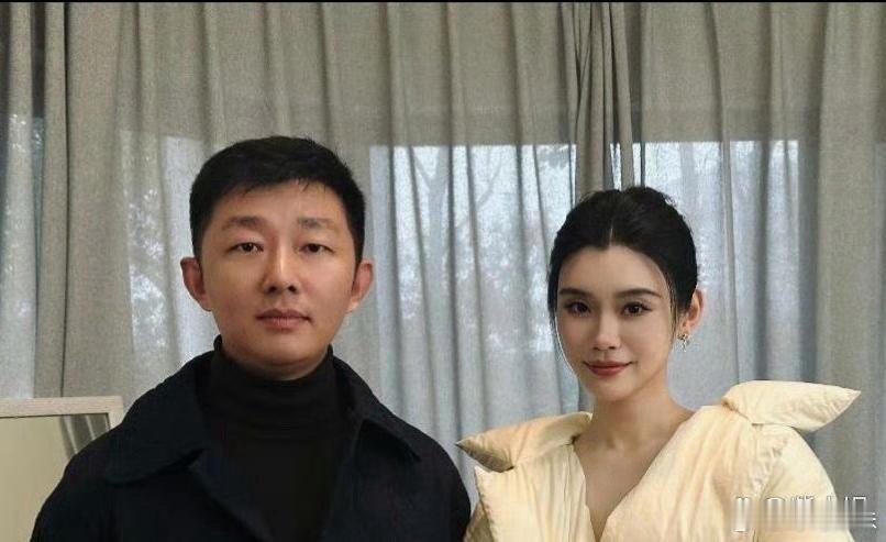 奚梦瑶真的只是随便一拍啊，这状态简直太牛了，看来女人嫁个好老公才是头等大事啊！ 