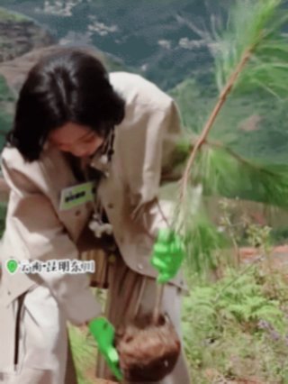 希林娜依高开辟逆应援新赛道谁懂！希林娜依高又双叒搞大动作了！这次她亲自动手种下云