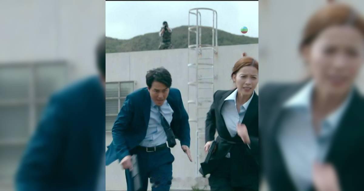 奔跑吧！勇敢的女人們｜蕭正楠騷3款肉麻手勢扮「愛妻號」 周旋吳若希賴慰玲之間  