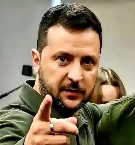 俄乌战场变天了，泽连斯基突然放狠话，要军事打击一个北约成员国，而这个北约国家更牛