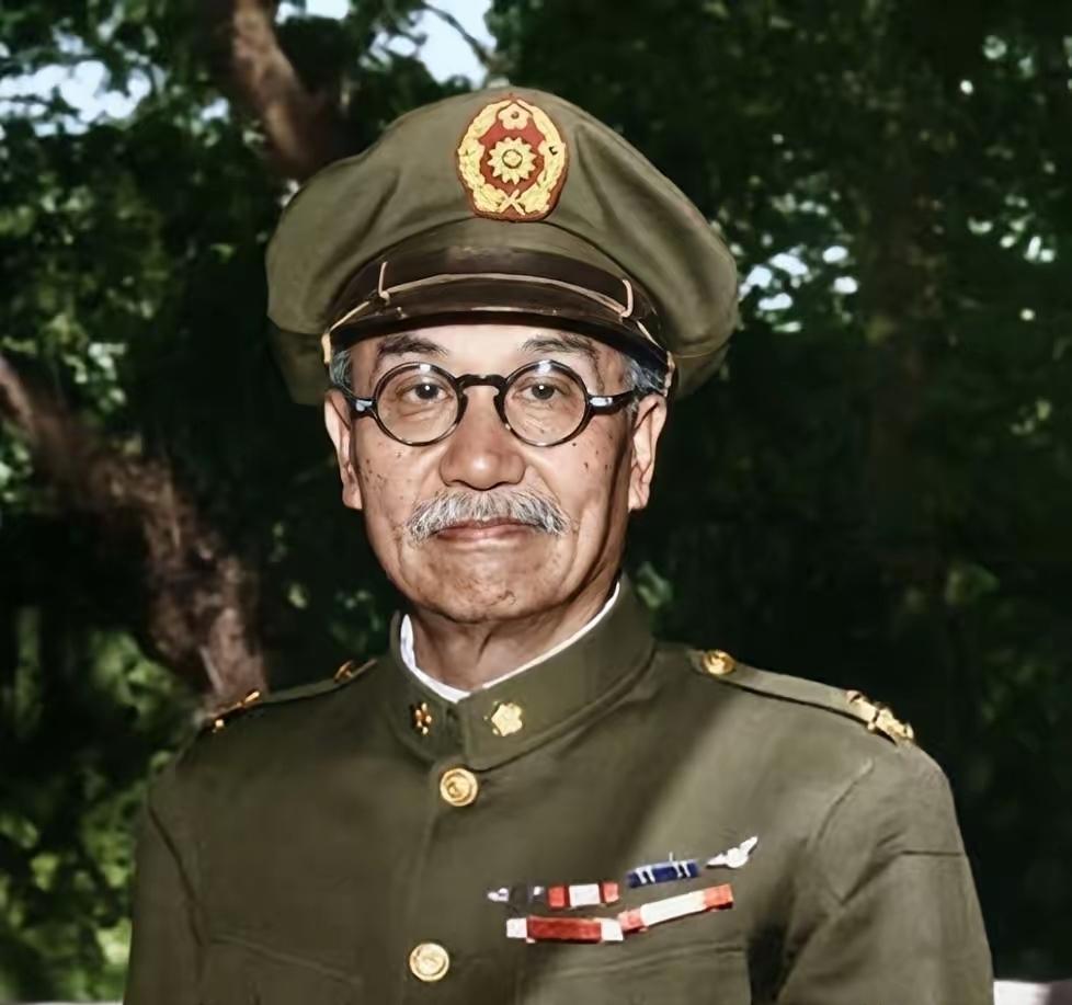 1949年阎锡山败退前夕，十名特务完成内部清洗任务正准备分发金条，特警处长徐端却