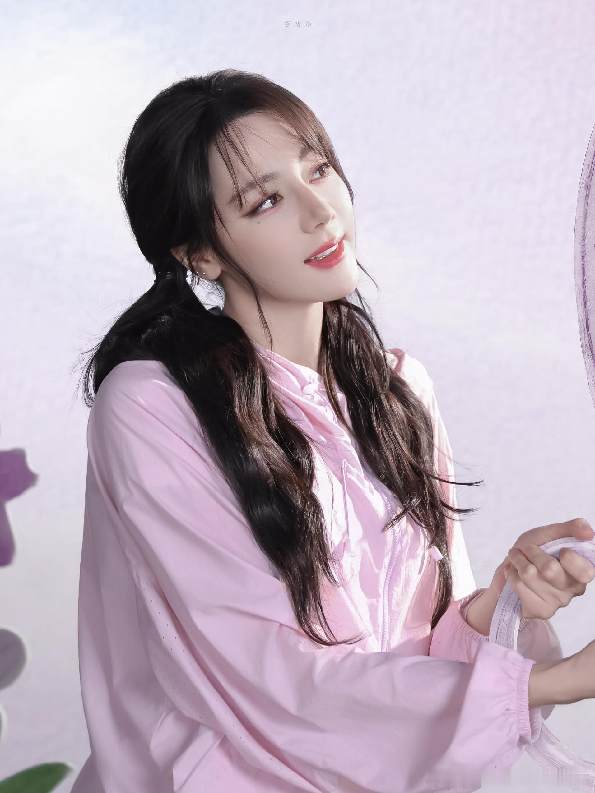 喜欢一只粉粉嫩嫩的小兔子🐰 