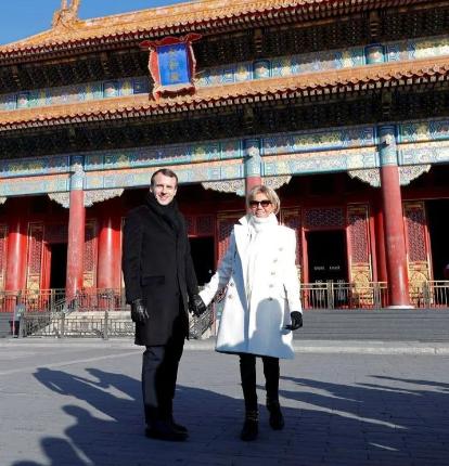 每次马克龙访华，中国都给予其很高规格，这次也不例外。可能有很多人觉得不理解，明明