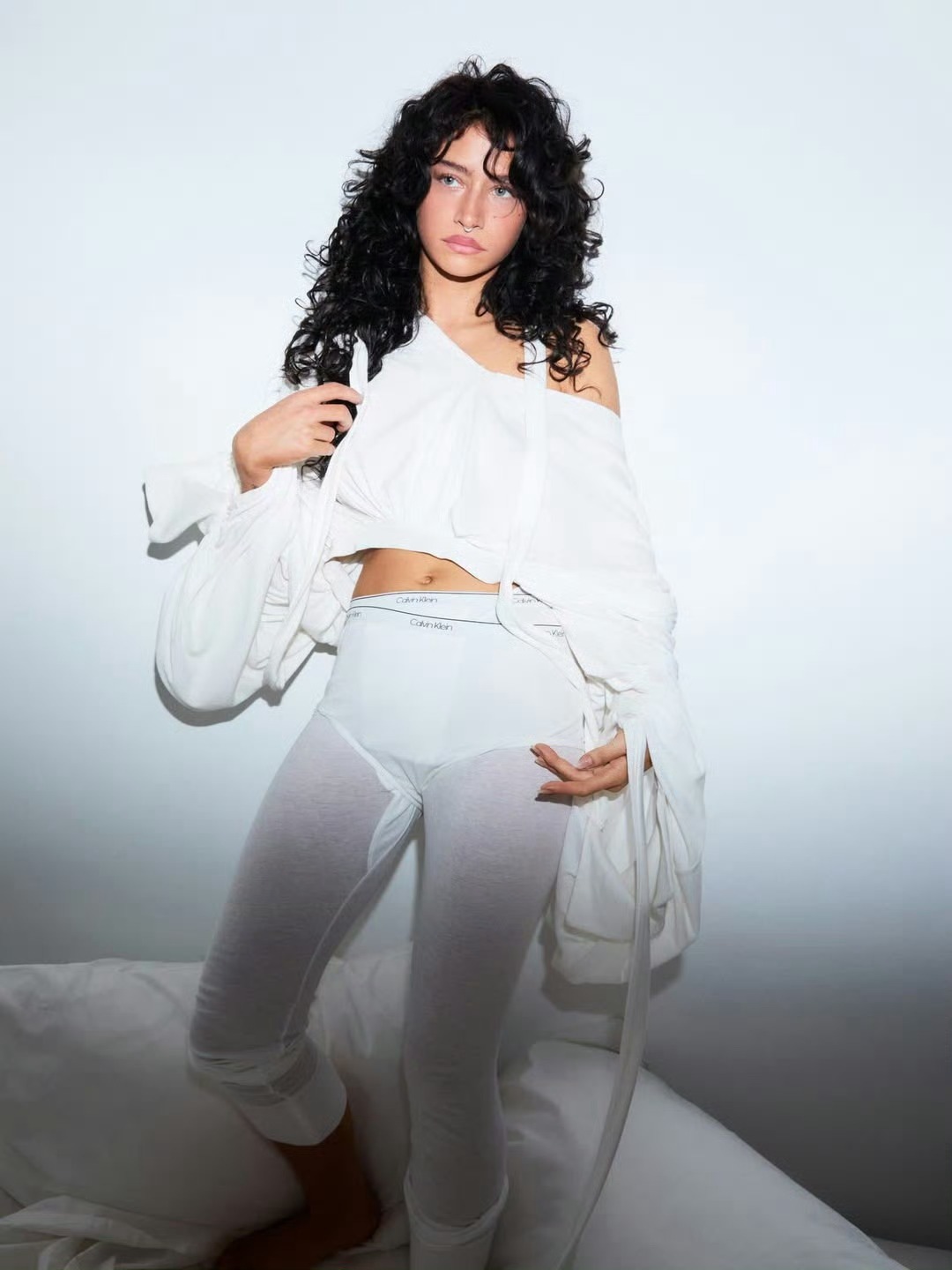 Odessa A'zion Elle USA摄影：Carin Backoff 