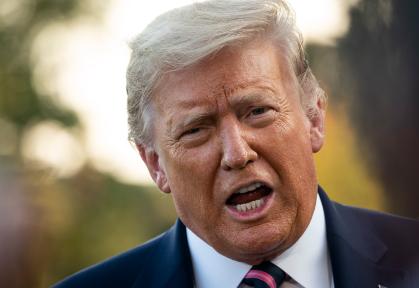 特朗普放话给乌克兰，直接表示美国不会跟伊朗达成妥协，伊朗现在的政权必须要摧毁，而