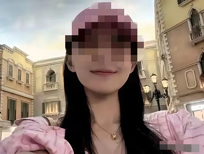 不得不说，这个朱某真会玩！从曝出的暧昧言语中能明显看出，全程都是她更为主动直白，