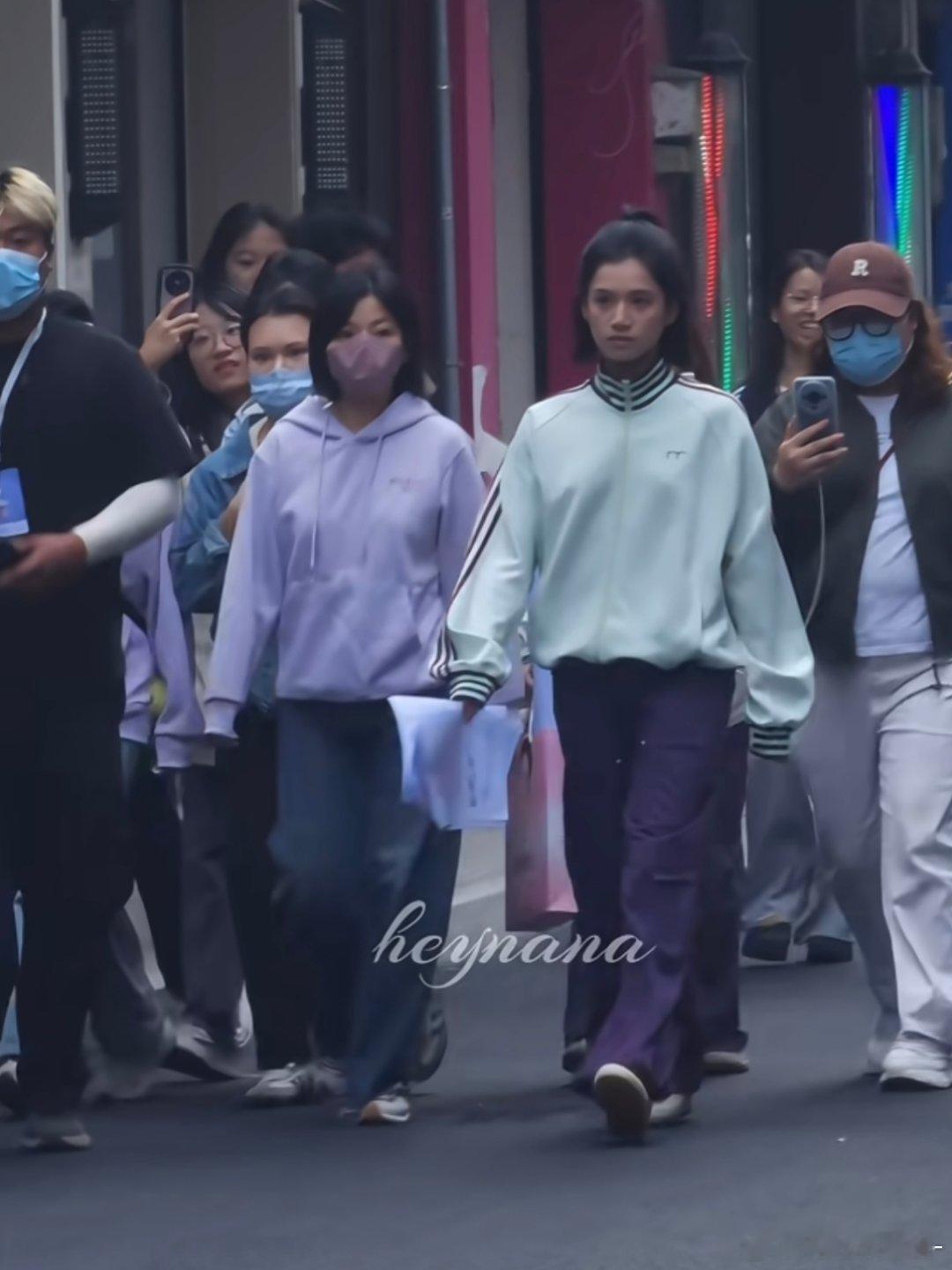 内娱造型师是怎么找到工作的