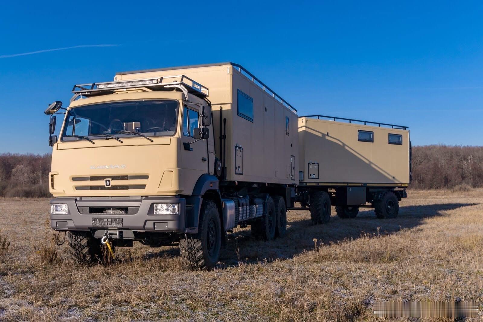 这玩意叫旅居列车比较合适？ 