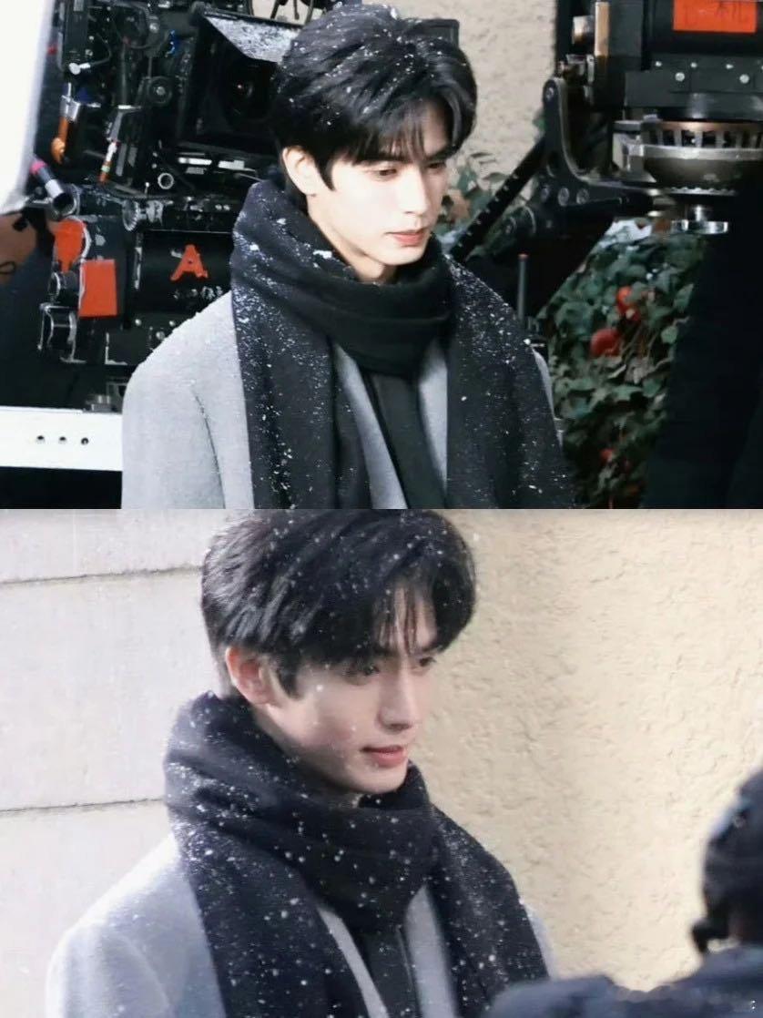 宋威龙最近就这样在我主页刷屏宋威龙《骄阳似我》名场面刷不够，见面会玩偶服互动超暖