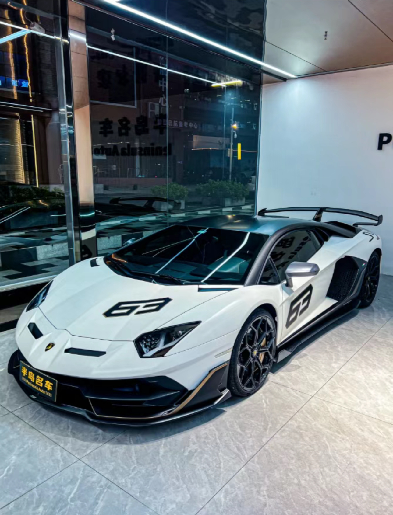 纽北最速牛—兰博基尼 Aventador SVJ！