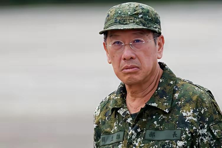 他是台湾省防务部门负责人”顾立雄，
   他曾是蔡英文狗头军师，曾任台湾省“国安