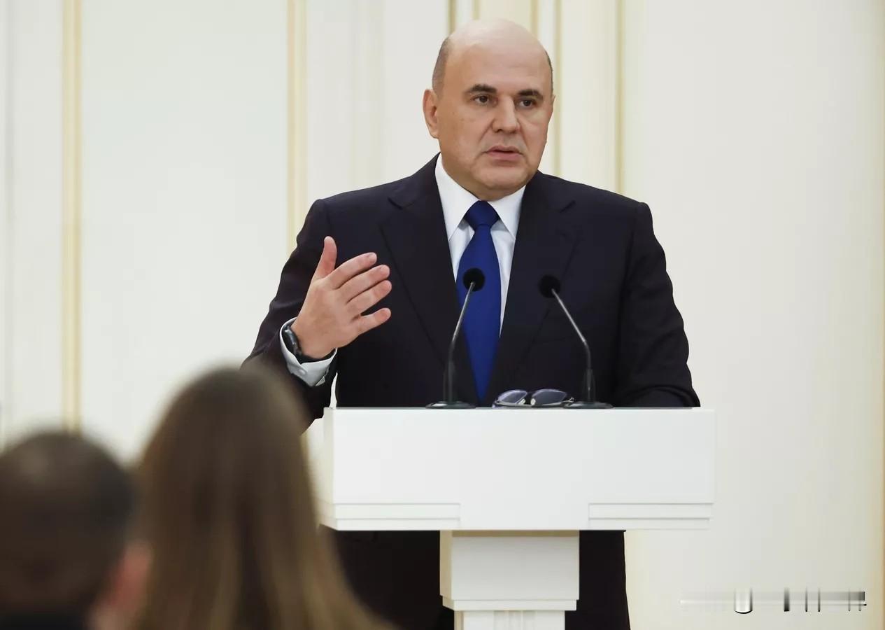 【最新消息：俄总理米舒斯京抵达中国杭州】
北京时间2025年11月3日，俄罗斯国