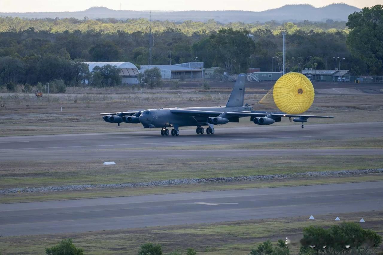 ❗️🇺🇸🇦🇺 美国正将澳大利亚北部改造成一个成熟的战略航空兵前沿作战基地