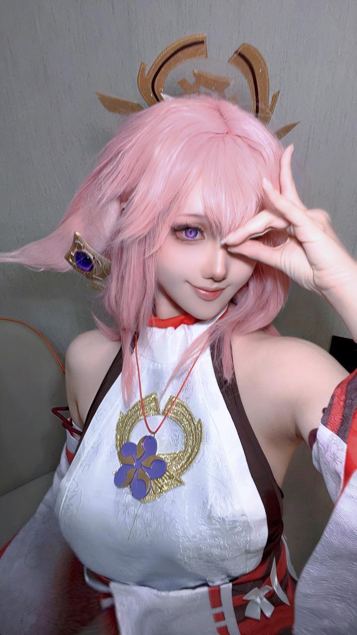 八重神子姐姐，也是个爱玩梗的小可爱！#原神##游戏##二次元#