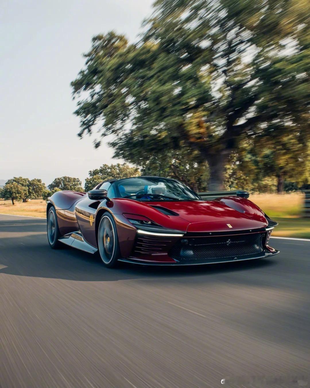 Ferrari Daytona SP3，这个真的可以放着我来
