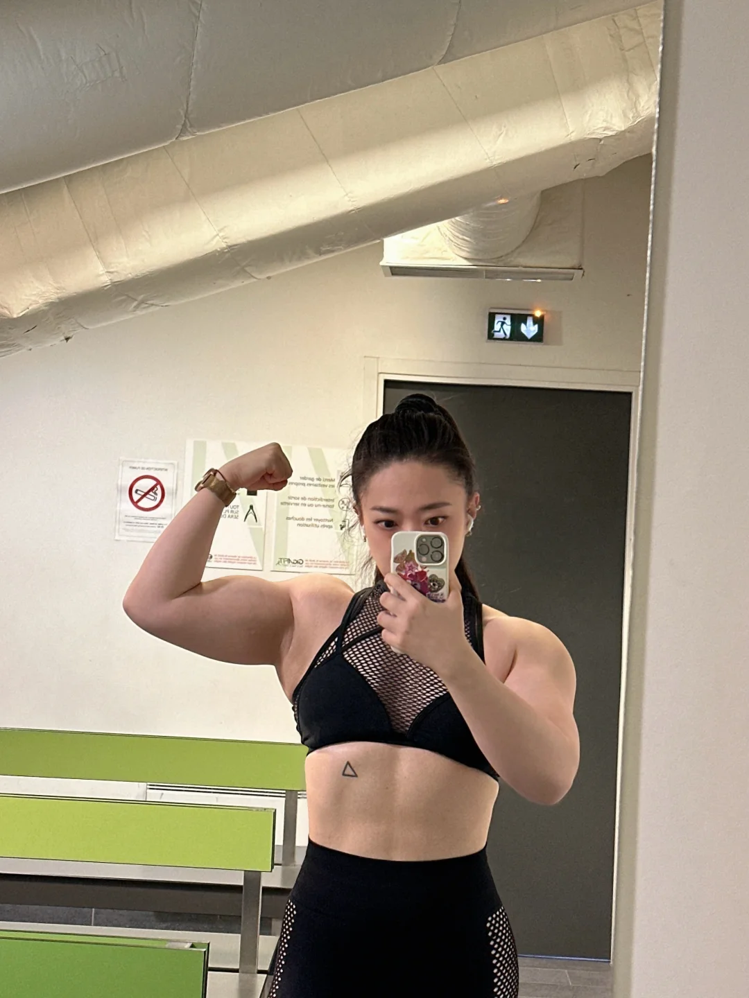 周六还训练，好想奖励自己一顿好吃的