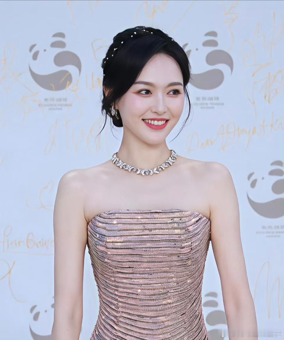 蹲一个唐嫣罗晋，俺真的狠狠磕这对啊啊啊 