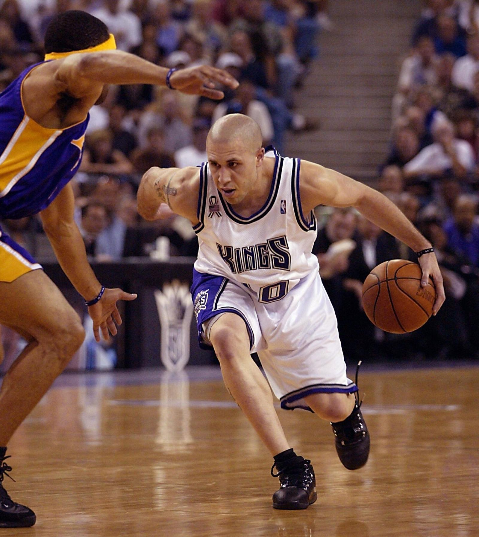 Mike Bibby 17 Low老照片中的球员和球鞋  鞋控的日常