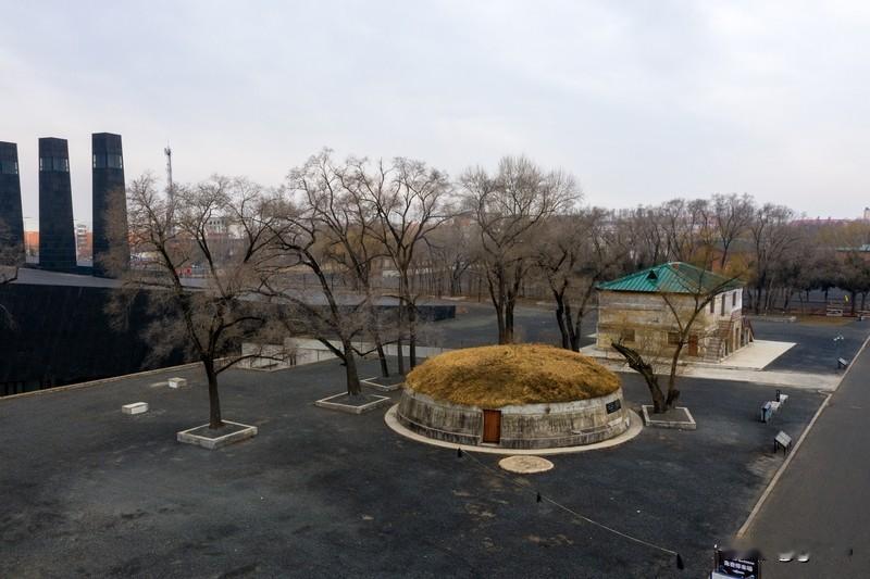 你认为《731》这段历史能忘吗肯定不能忘！每个中国人都必须牢记这段极其惨痛历史，