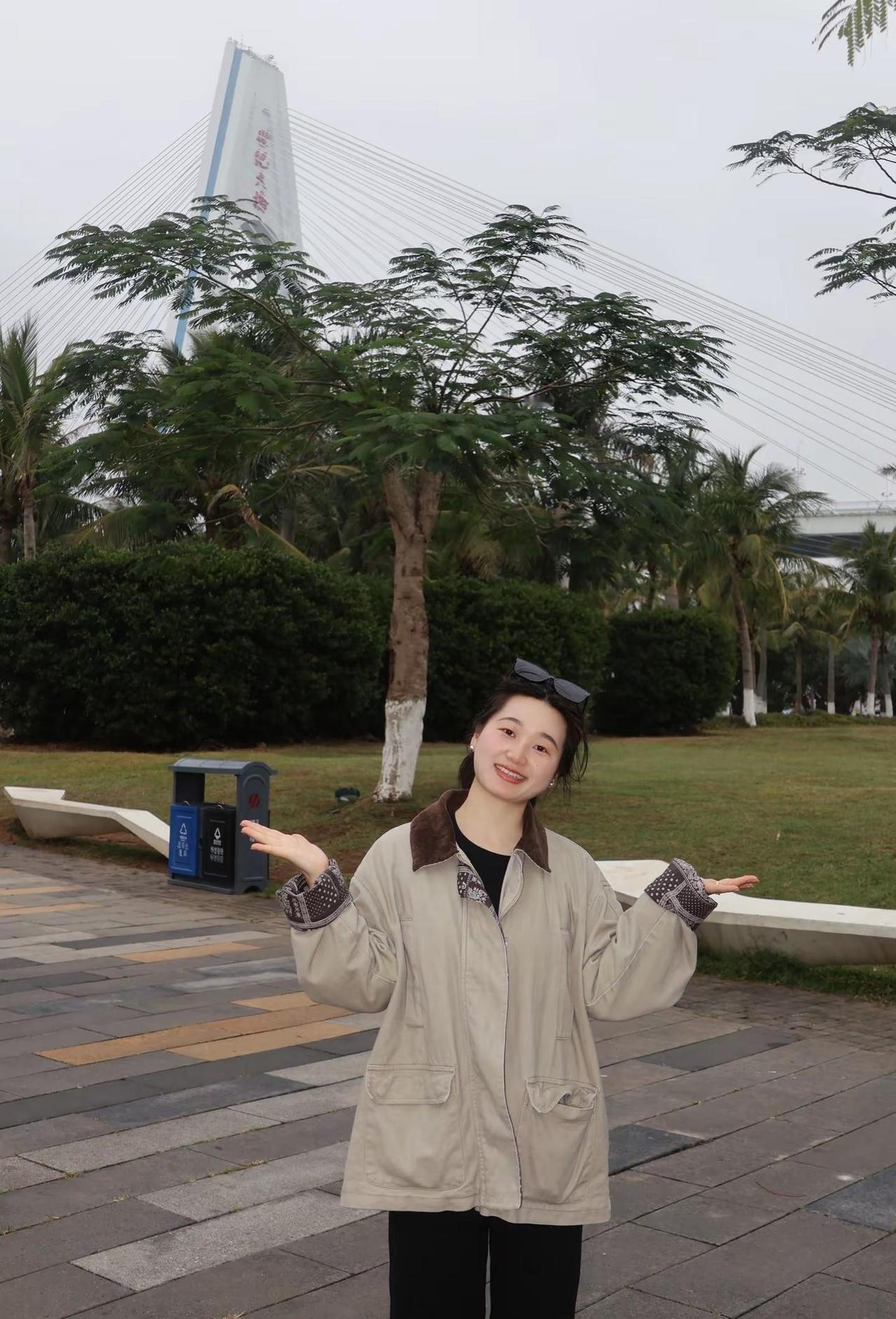 那天风超大，还飘着小雨🌧️