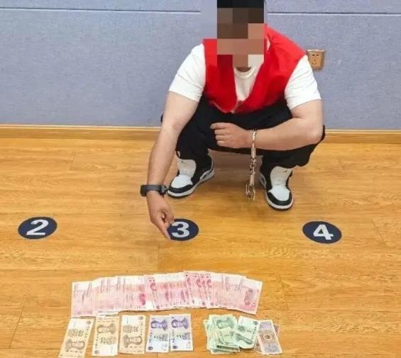真不划算！云南曲靖有个靠打短工谋生的小伙子，工资一拖再拖，来回跑了好几趟也没讨到