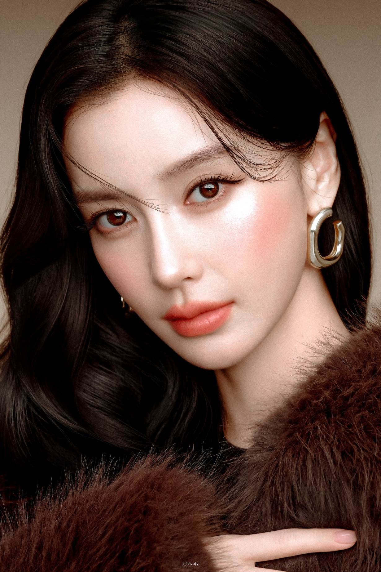 angelababy[超话]  yy 杨颖 夏天好像总是热烈和明亮 天空晴朗 月