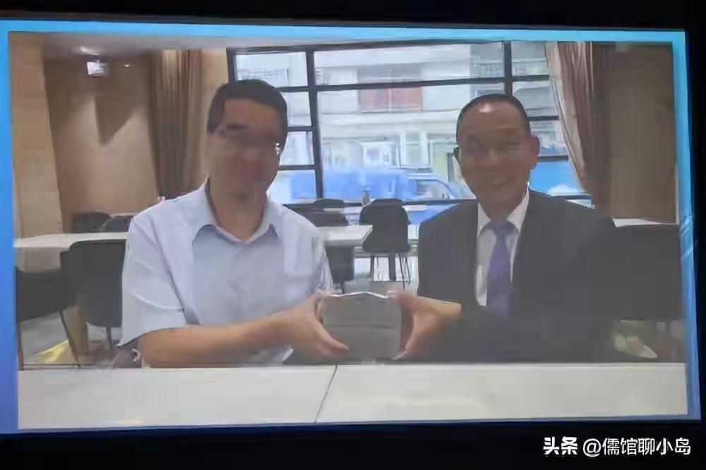 马英九真是老糊涂了，仅凭一张照片就指控萧旭岑贪腐。在5月25日马英九基金会的记者