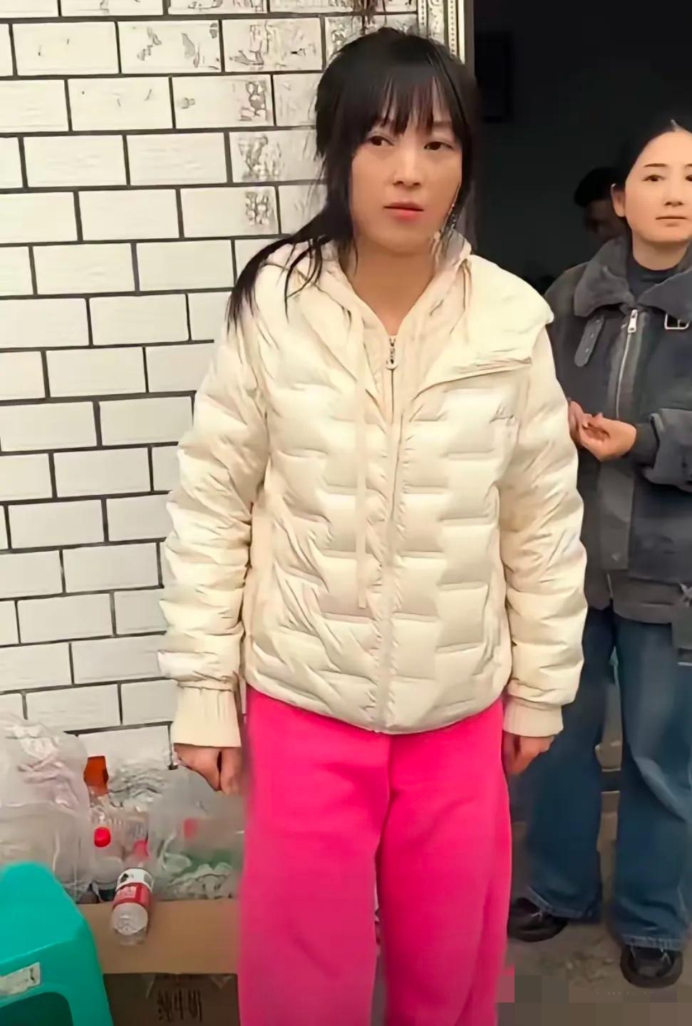 离职文旅人一句“全年预算敌不过农村女孩的玩笑”，戳中了多少刻意宣传的痛点！流量从