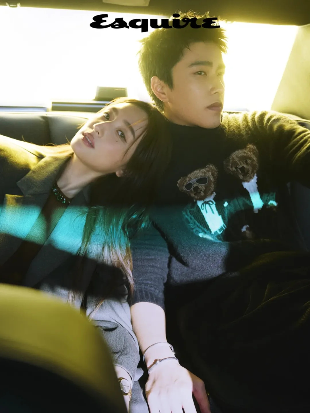 柯佳嬿、曾敬骅合体登上杂志封面《如果我不曾见过太阳》二部曲将于12月11号Net