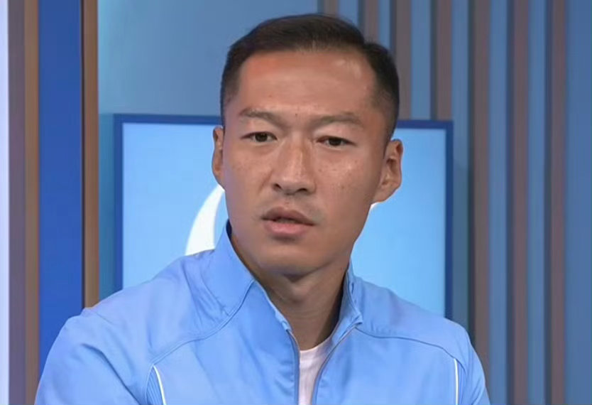 吴曦说一开始定的目标就是奖牌  亚运男足队长吴曦在接受央视采访时表示：“主教练一