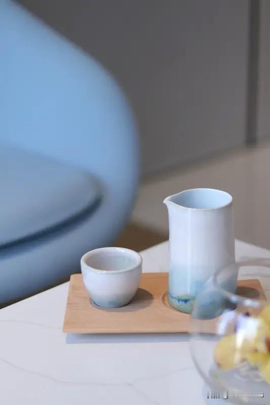 浓缩天地万象，凝炼人生百味。