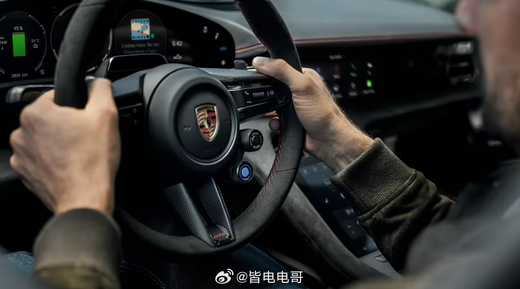 2027款保时捷Taycan官图曝光，保时捷的外观上设计从来不会让我们失望这次新