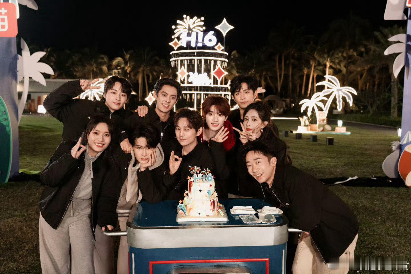 你好星期六全员团建马上见檀健次带好6团解锁手势舞，独家花絮曝光，插曲不断笑到肚疼