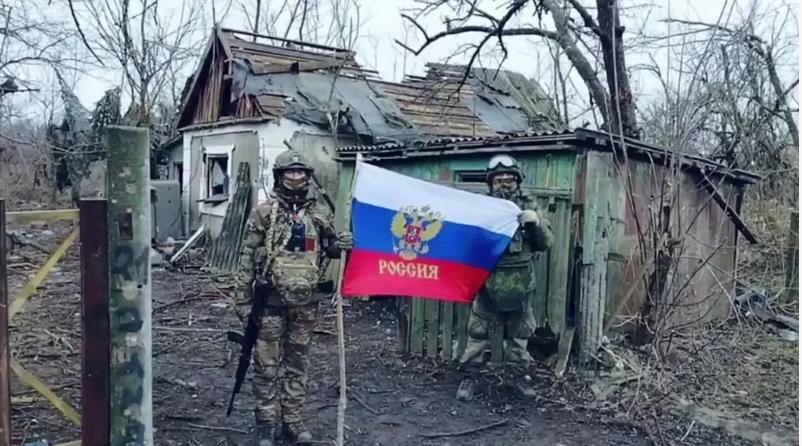 乌军指挥官抱怨顿巴斯居民全力协助俄军士兵
    乌克兰军事指挥官康斯坦丁·马绍