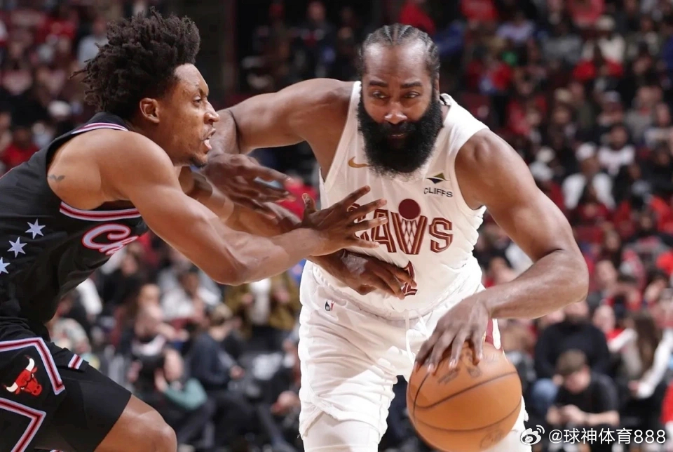 NBA常规赛激战正酣，克利夫兰骑士客场挑战芝加哥公牛，米切尔缺阵的情况下，哈登单